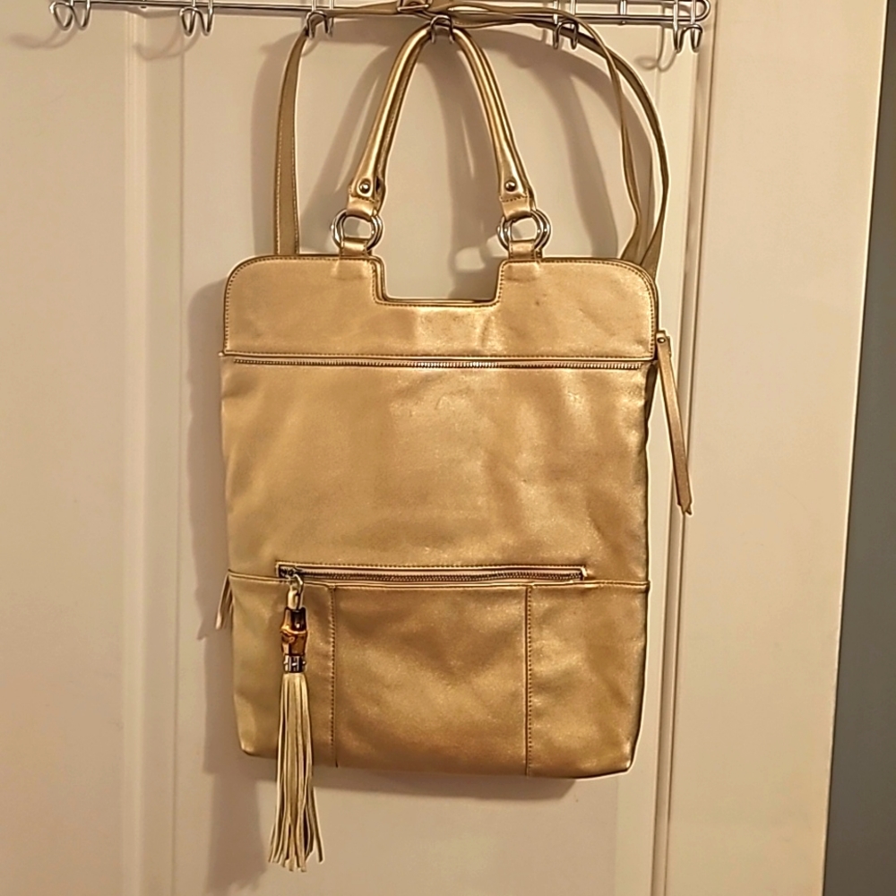 Sorial Designer Bag w/Handles, Lg Strap, Lt. Gold Mettalic, Front & Back Pockets